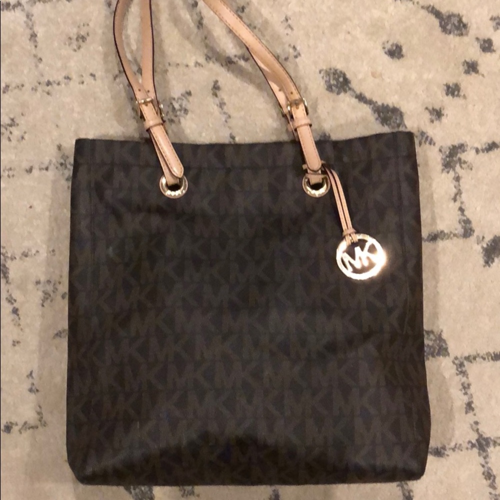 Michael Kors tote